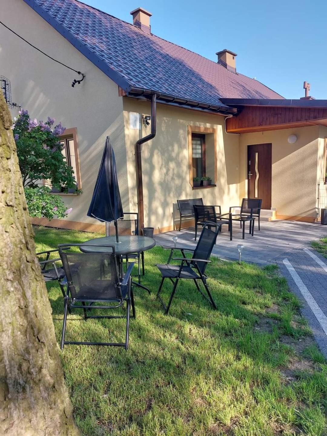 Apartamento Lawendowy Zakatek Graboszyce Exterior foto